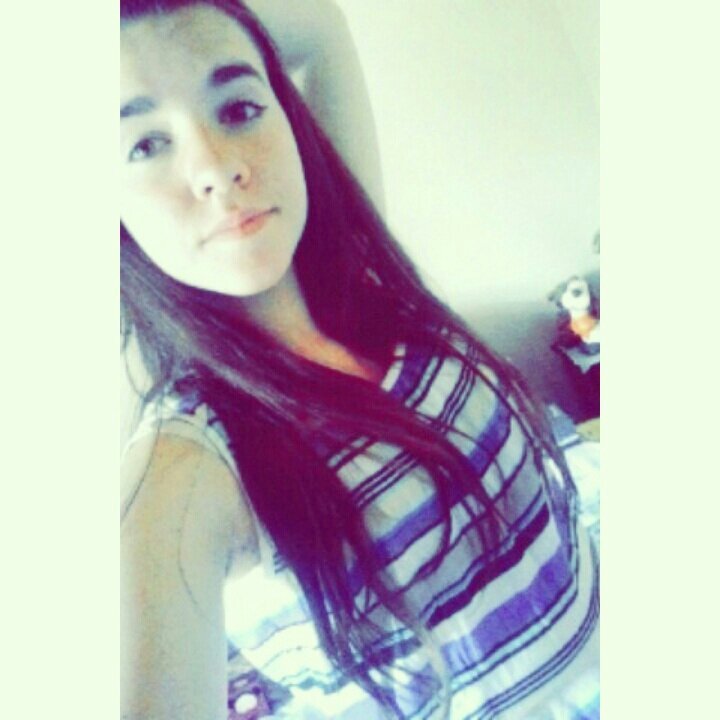 Vão os anos apagam os danos enganos mas sempre você nos meus planos, xuxu do ♥ da Mai eu te amo tanto conta cmg sempre ju nósss meu anjo \ @Maiiara__