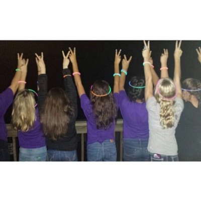 xinfite's profile picture. can we create something beautiful and destroy it ♡