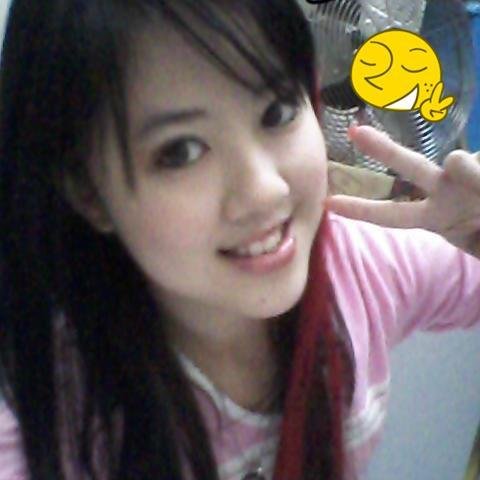안녕하세요. I am Nara/현수 from Brunei.
I Love Luhan, @wowwh & @Jungmin0403
I'm happy go lucky person+just ordinary girl.
저는 영어와 말레이어를 말할 수 있지만 한국어는 조금만 할 수 있어요 ^^