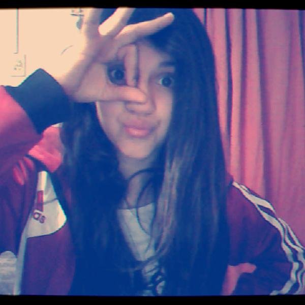 Melu20142's profile picture. Across the ocean, across the sea 
Startin' to forget the way you look at me now 
Over the ocean and across the sky 
Startin' to forget the way you look in my ey