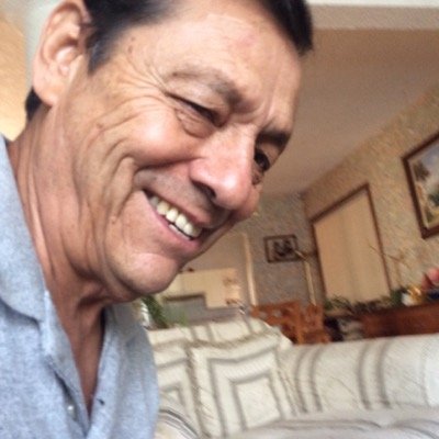 Médico Naturista. Maestro en Reiki. Maestro en Masoterapia. Terapeuta Corporal.