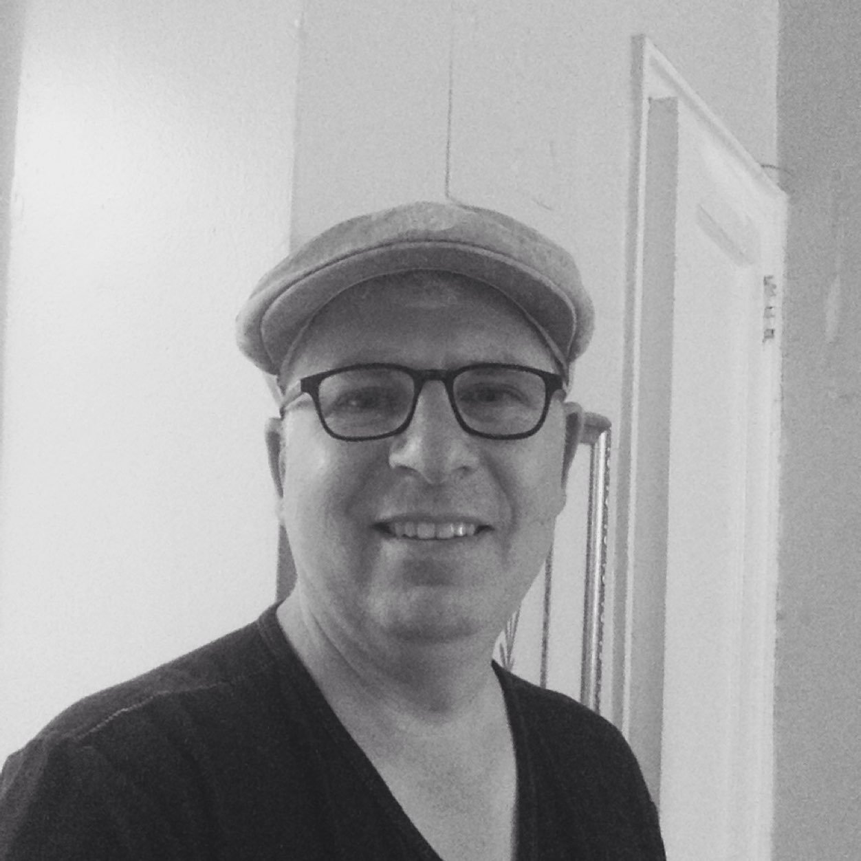 britzmusic's profile picture. US/UK pianist, bassist & composer educator. Check out 'The Live Music Show Podcast with Howard Britz, on Soundcloud or iTunes, new guests each week.