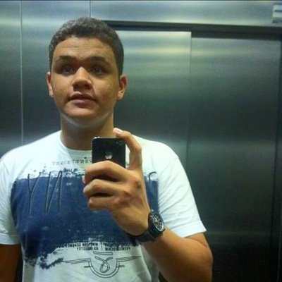 Apenas um rapaz latino nordestino, sem dinheiro no banco!!!