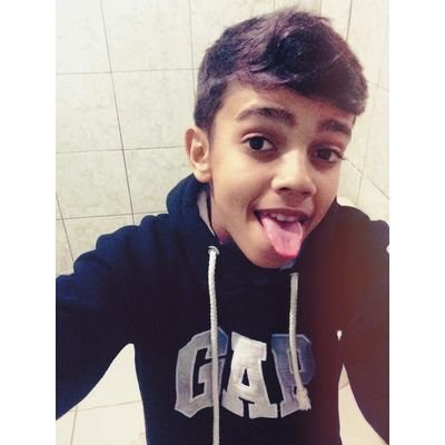 O mundo fica mais bonito quando carregamos coisas boa no peito.
Whatsapp:83 8865-4435
Snap: JoauVictu
Insta:_joaovictu
Facebook: Victor Santos