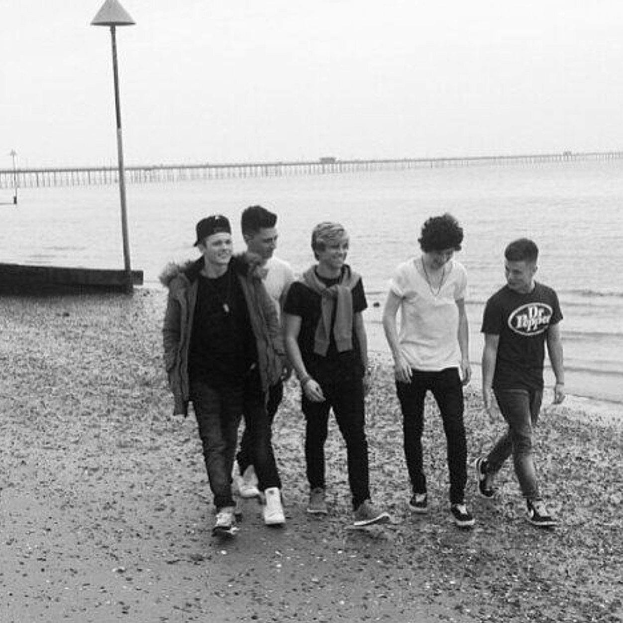 Spanish account to support @OverloadGen