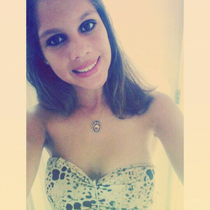 Cada inimigo seu vai te aplaudir de pé, quando seu o escudo for o seu olhar e sua espada sua fé/ Raissa lima♡