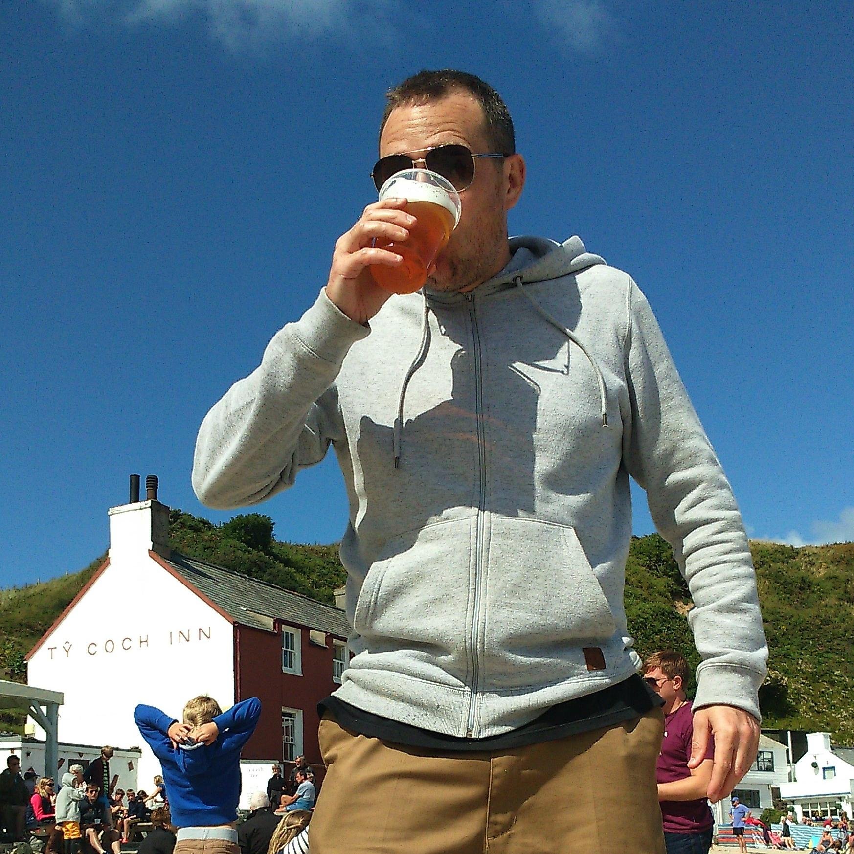 clpw75's profile picture. 