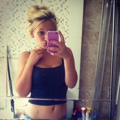 DaniellePopcorn's profile picture. Follow me&i'll follow back:*.