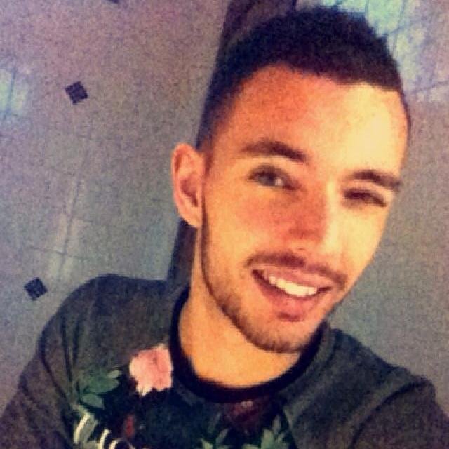 Follow me - Nicolas - 19 years / Living your Dream, do not dream your life ❤️ / Snap : nicolaas_r