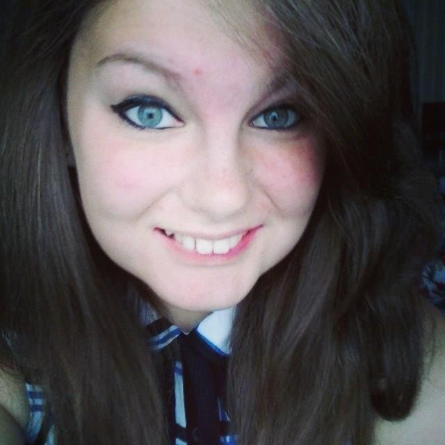 Laura Katherine Naylor... Pretty Little Liars, the walking dead, Disney, Marvel, DC, Paramore, The Maine, Bastille, Taylor Swift fan! Animal lover.James3