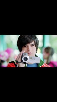 This is a page created by fans. ♡.♡  Real account @TheVivaanShah!! Θ_Θ
