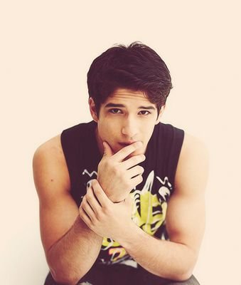 ScottMcCall_AJ's profile picture. Werewolf. Don't, please, don't. Claro que sé lo que es el sarcasmo. {Allison}