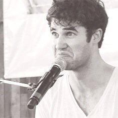 darrengoogles's profile picture. Daisy google searches