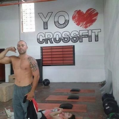 Trabajo, Viajo, Crossfit, Comparto.
