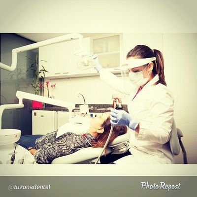 100x100 Venezolana, Odontologo Estético, Apasionada por mi profesión y Directora de @zona_dental