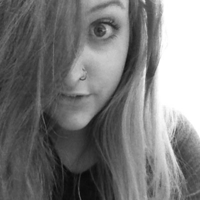 Jenniferrr94's profile picture. 