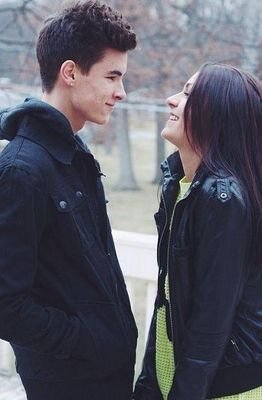 my name is  kian /you tube /  vines/engaged: @boxxheud i'm in love with her she's  the  one for me she makes me dizzy she's all that i need / 30-9-14♥/