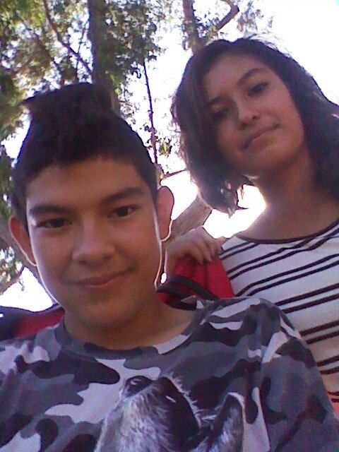 axelagu08861883's profile picture. 