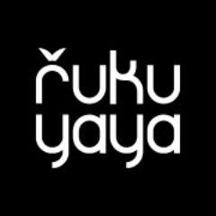Rukuyaya es una propuesta ecléctica que mezcla estampados propios que surgen del libro “Crónicas Visuales del Abya Yala” y texturas artesanales.