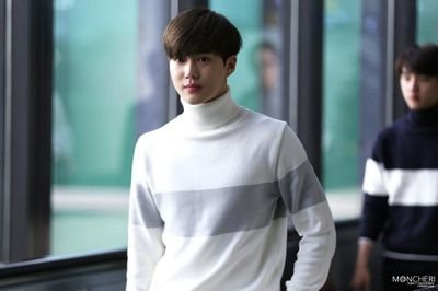 [봇//21+] 91s 김준면. quite unstraight. princess.