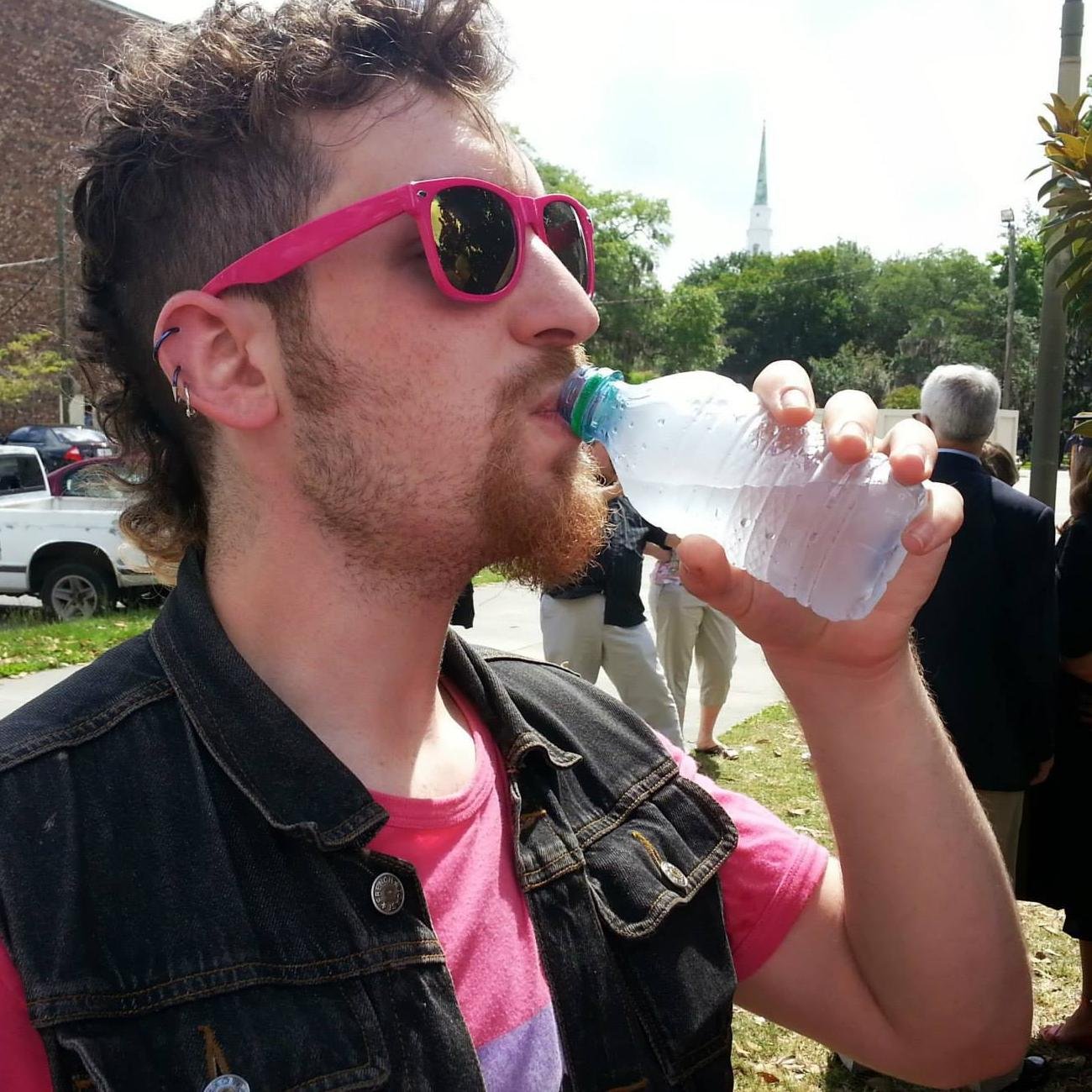 tektree's profile picture. I make techno and beer.