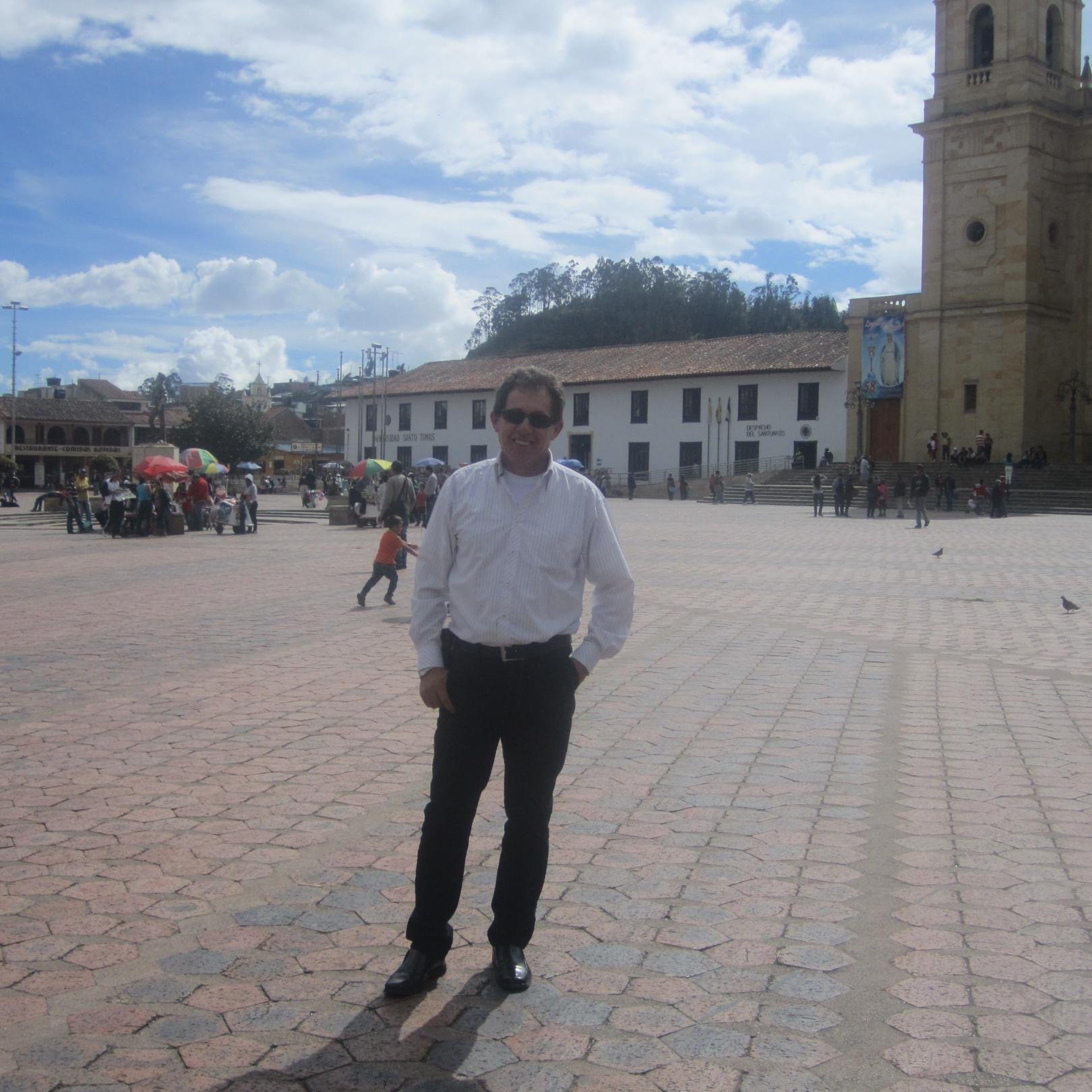 oscararenas102's profile picture. 