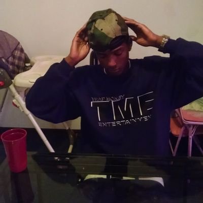 Trap yo life up bitch