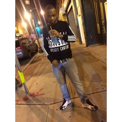 Follow me nd ima follow back... ! Aint bout dat talkin just gettin money!