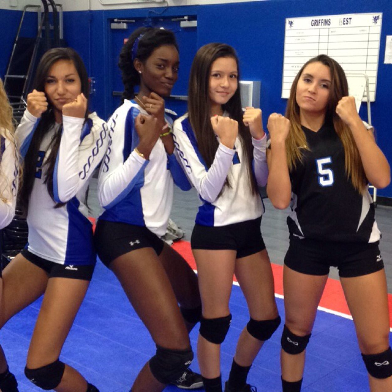 volleyball•friends•family