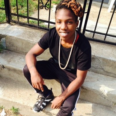 _solodoloronnie's profile picture. Money over bitches  ? you must havent met a bitch thats bout her money