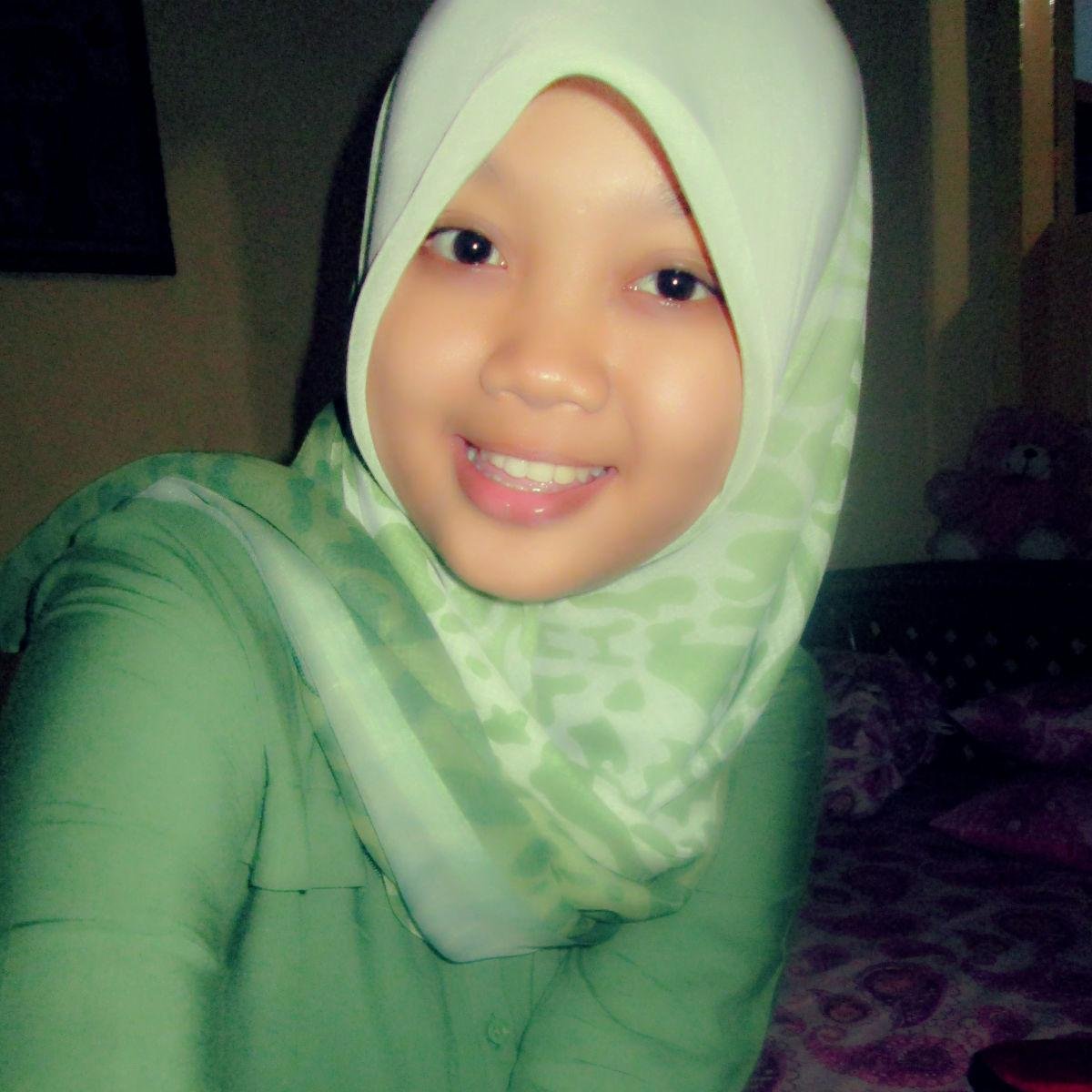Allah always in My Heart :*.Keep Suport to Arema. I'm AREMANITA. 07/02/97. XII IPA-1 SMAN 1 PRAJEKAN-BONDOWOSO