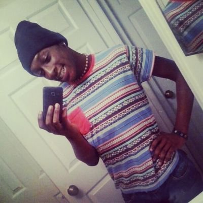 #Senior
follow , dahh Love Comes Right bckk

kik me: Trapgodd18