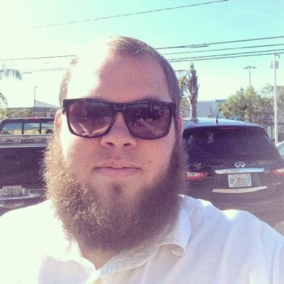 Somewhere between Seth Rogan, and Jonah Hill

https://t.co/oPBLwoJwZD