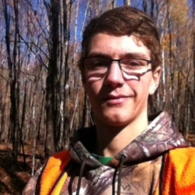 D4v1d4David's profile picture. Snapchat: dave445 
Instagram: david_tremblay