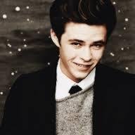 girlbertson's profile picture. «Siento la demora, es que no quería venir. »