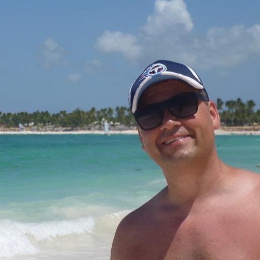 macadam38's profile picture. éducateur spécialisé en milieu scolaire,Chanteur sur contrat. Tourette et fier!!!