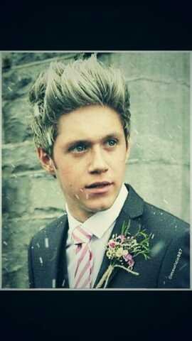 Y LOVE YOU ONE DIRECTION los amo  y mi debilidad es  NIALL y LOVE: Justin bieber, 5sos, Austin Mahome y CD9 los amooooo obi son los MEJORES y LOVE YOU amores