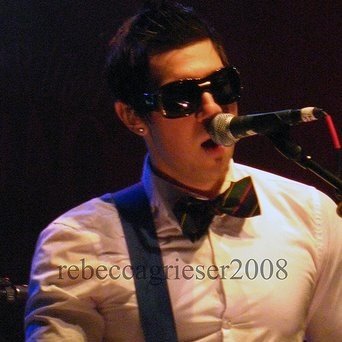 hello and welcome to the official twitter page of zacky vengeance (me) i'm here to join the alpha fighters as well #Single
