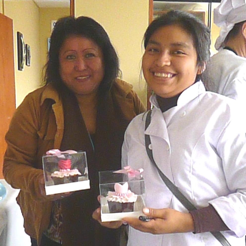 SOY ALEGRE JOVIAL, SINCERA,DEPORTISTA,BAILARINA Y DETESTO LAS MENTIRAS.ME GUSTA APOYAR A MIS SEMEJANTES.