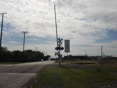 carbon2983's profile picture. I am a railfan on YouTube. As a railfan, I listen for train horns. I HAAATTTEEE QUIET ZONES!!!!!!!!!!!!! Railfans hate quiet zones. Christian conservative. 29