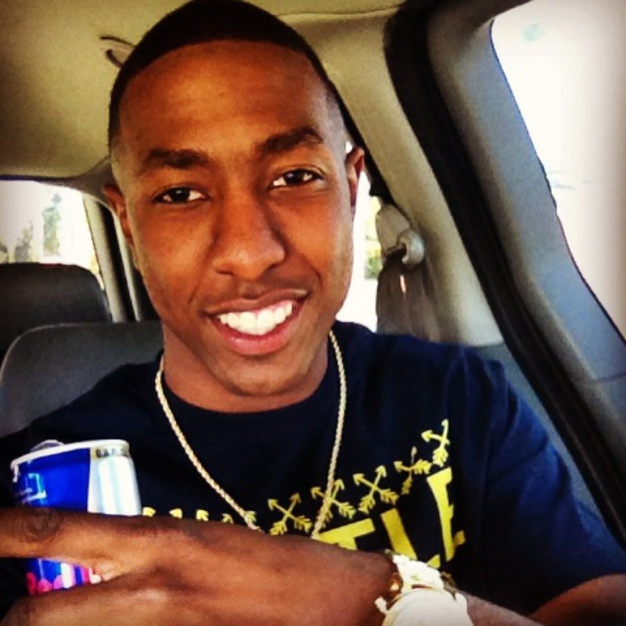 I'm just your average dude trying to make it.......