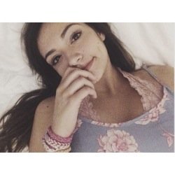 beth is the lilo to my stitch ❥ she followed 11/2/13 :)