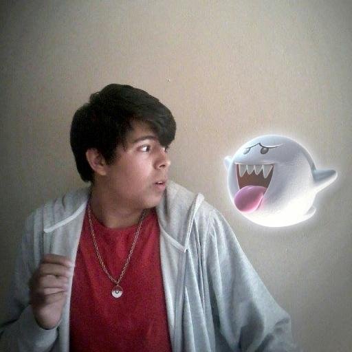 YouTuber//Gamer//17 anos//Br//Otaku (Yeah :,D)//E treinador Pokémon u.u