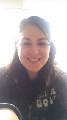 Me fastidia la gente hipocrita, pero sigo siendo optimista. Mi profesion no me define. Peruana. ❤️ es el camino