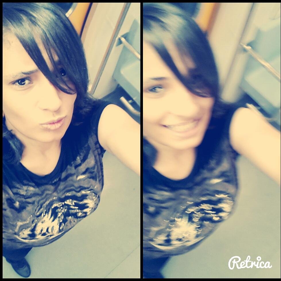 facebook : http://t.co/F7Z7LeqXK5 ask : http://t.co/w2Z6n88wTv                  BBm : 2A8F837f  instagram : mennapixy.      My Kik mennapixy add me