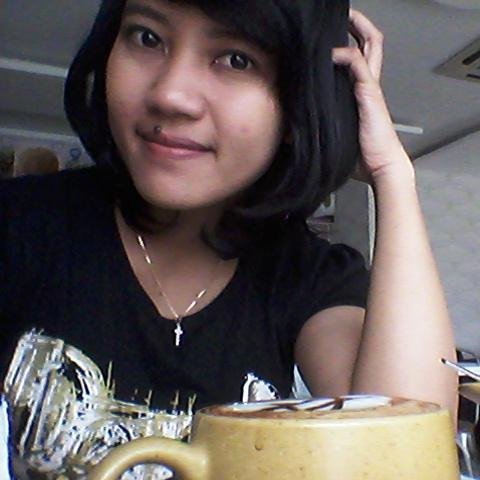 Jesus follower ☺.I'm not beauty queen I'm just beautiful on me. Yeremia 29:11