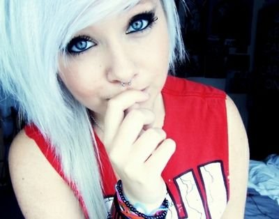 ~LONDON~ @LukeIsNotSexy  is my favorite youtuber ever!