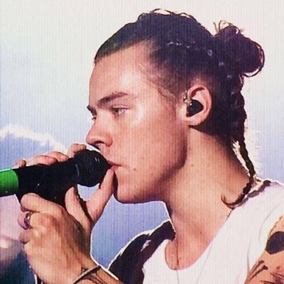 follow @fuxingpayno ❤️