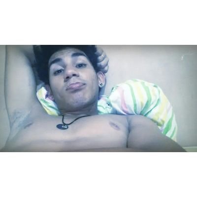 1.9  》Ariano》Chato》carinhoso》Maluco》extrovertido sou tudo de bom *--*
kk