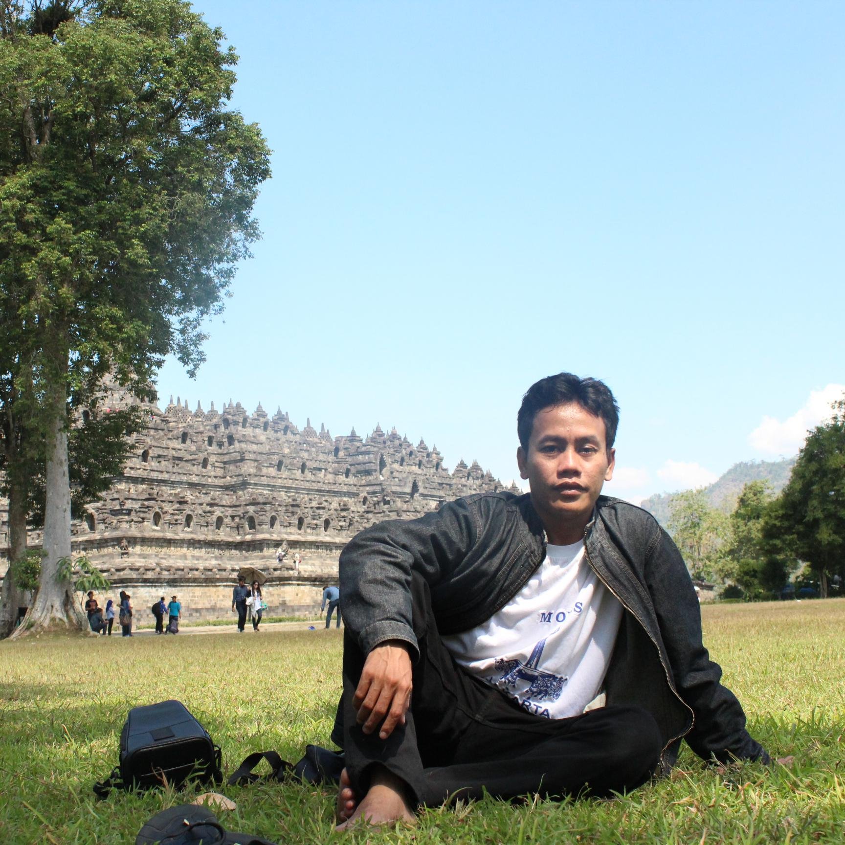 dompu28